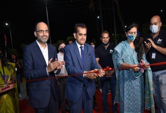 Noida Robotics factory | नोएडात भारतातील सर्वात मोठ्या रोबोट फॅक्टरीची सुरुवात