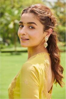 In Pics | ट्राय करा Alia Bhatt च्या या 'बेस्ट हेयरस्टाईल', तुम्हाला देतील 'भन्नाट लूक'