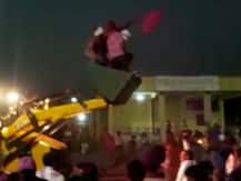 पंढरपूरच्या ओझेवाडीत मिरवणूक काढल्याप्रकरणी कारवाई, नवनियुक्त उपसभापती राजश्री भोसलेंवर गुन्हा