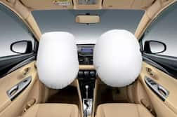 Airbag Mandatory : कारमध्ये पुढच्या सीटवरील प्रवाशांसाठी एअरबॅग अनिवार्य