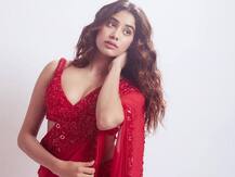 PICS | लग्नसराईमध्ये फॉलो करा जान्हवी कपूरचे 'हे' ट्रेंडी लूक