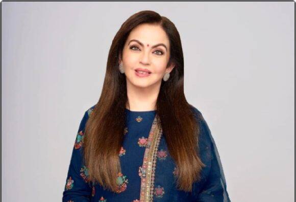 नीता अंबानींकडून डिजिटल प्लॅटफॉर्म 'हरसर्कल' लॉन्च; महिलांचीही भागीदारी