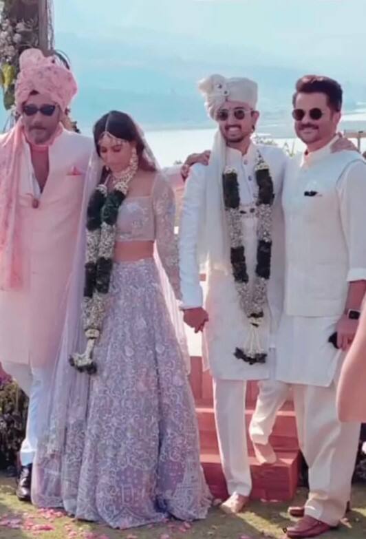 अभिनेता जॅकी श्रॉफ आणि अनिल कपूर यांनीही या विवाहसोहळ्याला उपस्थिती लावली होती. (छाया सौजन्य- सोशल मीडिया) 