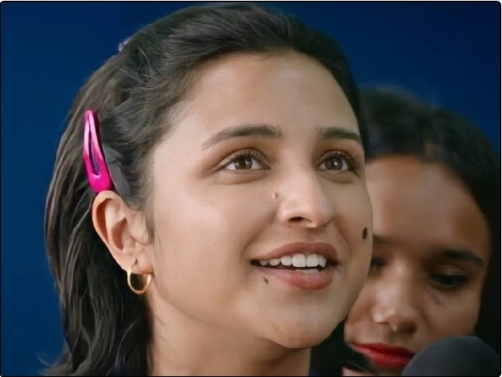 Actress Parineeti chopra in saina nehwal biopic film played perfact character Saina Nehwalच्या भूमिकेत दिसणार Parineeti Chopra; बायोपिकचा ट्रेलर रिलीज