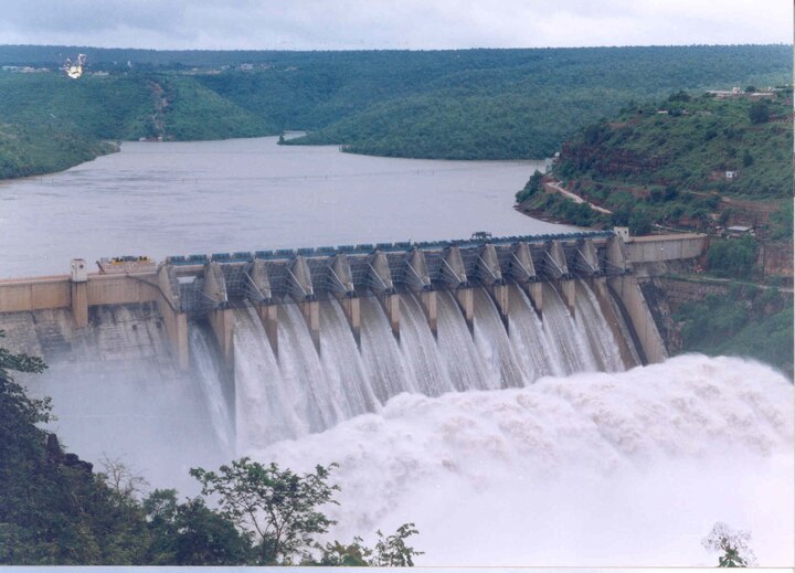 more floods will come in punjab as bbmb gonna release more water from bhakra dam  ਸਾਵਧਾਨ! ਭਾਖੜਾ ਡੈਮ ਤੋਂ ਹੋਰ ਛੱਡਿਆ ਜਾਏਗਾ ਪਾਣੀ, ਹੜ੍ਹਾਂ ਦਾ ਖਤਰਾ ਵਧਿਆ