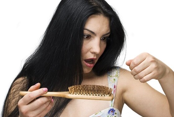 Hair Care Tips: Find out the side effects of bleaching and coloring hair Hair Care Tips: ਜਾਣੋ ਵਾਲਾਂ ਨੂੰ ਬਲੀਚ ਕਰਨ ਤੇ ਰੰਗ ਕਰਨ ਦੇ ਕੀ ਹੋ ਸਕਦੇ ਸਾਈਡ ਇਫੈਕਟਸ