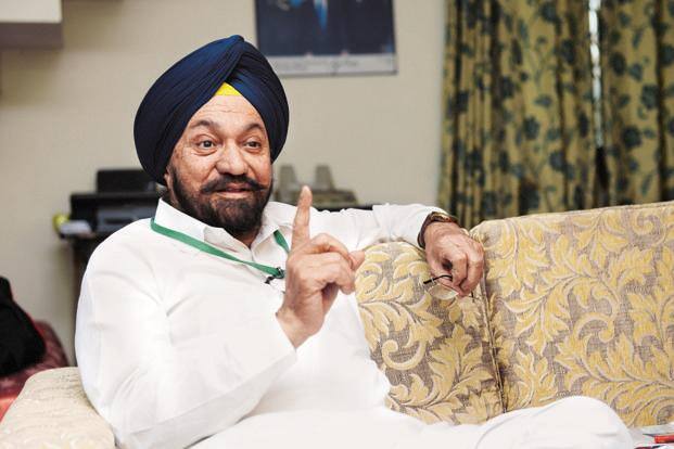 ramoowalia played big game with sukhbir badal ਰਾਮੂਵਾਲੀਆ ਨੇ ਕਟਵਾਇਆ ਸੁਖਬੀਰ ਬਾਦਲ ਦਾ ਪੱਤਾ! ਬੀਜੇਪੀ ਦੇ ਝਟਕੇ 'ਤੇ ਛਿੜੀ ਚਰਚਾ