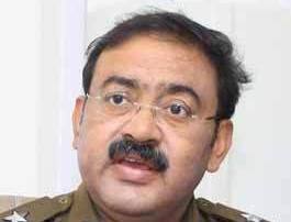 %e0%a8%b8%e0%a9%8d%e0%a8%b0%e0%a9%80 %e0%a8%97%e0%a9%81%e0%a8%b0%e0%a9%82 %e0%a8%97%e0%a9%8d%e0%a8%b0%e0%a9%b0%e0%a8%a5 %e0%a8%b8%e0%a8%be%e0%a8%b9%e0%a8%bf%e0%a8%ac %e0%a8%ac%e0%a9%87%e0%a8%85 ਸ੍ਰੀ ਗੁਰੂ ਗ੍ਰੰਥ ਸਾਹਿਬ ਬੇਅਦਬੀ ਮਾਮਲੇ 'ਚ ਪੁਲਿਸ ਨੇ 2 ਲੋਕਾਂ ਨੂੰ ਚੁੱਕਿਆ