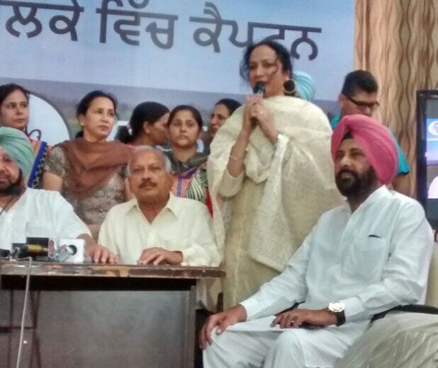 Satwinder Bitti launches tractor rally in favor of farmers, says Modi govt adopting Aurangzeb policies ਕਿਸਾਨਾਂ ਦੇ ਹੱਕ 'ਚ ਸਤਵਿੰਦਰ ਬਿੱਟੀ ਨੇ ਕੱਢੀ ਟਰੈਕਟਰ ਰੈਲੀ, ਕਿਹਾ- ਔਰੰਗਜੇਬ ਵਾਲੀਆਂ ਨੀਤੀਆਂ ਅਪਣਾ ਰਹੀ ਮੋਦੀ ਸਰਕਾਰ