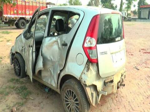 ਤੇਜ਼ ਰਫਤਾਰ ਨੇ ਲਈਆਂ 4 ਜਾਨਾਂ, ਹਾਦਸੇ ਦੀਆਂ ਤਸਵੀਰਾਂ