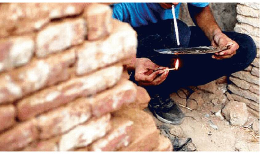 drugs in punjab ਕੈਪਟਨ ਸਰਕਾਰ ਨਹੀਂ ਤੋੜ ਸਕੀ ਨਸ਼ਿਆਂ ਦਾ ਨੈੱਟਵਰਕ, ਸਿਰਫ ਮੱਛੀਆਂ ਦਬੋਚੀਆਂ, ਮੱਗਰਮੱਛਾਂ ਦੀ ਐਸ਼