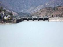 ਝੀਲ 'ਚ ਕਾਰ ਡਿੱਗਣ ਕਾਰਨ ਇੱਕੋ ਪਰਿਵਾਰ ਦੇ 7 ਲੋਕਾਂ ਦੀ ਮੌਤ