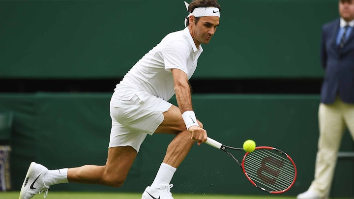 Wimbledon 2021: Swiss Tennis Legend Roger Federer Oldest Man in 3rd Round in 46 Years Roger Federer, Wimbledon 2021: সবচেয়ে বেশি বয়সে উইম্বলডনের তৃতীয় রাউন্ডে? ৪৬ বছর পুরনো রেকর্ড স্পর্শ ফেডেরারের