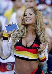 ਯੂਰੋ ਕੱਪ \'ਚ ਖੂਬ ਵਿਖਿਆ ਖੂਬਸੂਰਤ ਫੈਨਸ ਦਾ ਜਲਵਾ 