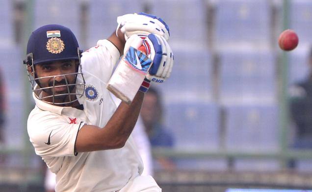 ਚੇਤੇਸ਼ਵਰ ਪੁਜਾਰਾ ਵੀ 102 ਗੇਂਦਾਂ 'ਤੇ 34 ਰਨ ਬਣਾ ਕੇ ਨਾਬਾਦ ਸਨ ਜਦ ਉਹ ਰਿਟਾਇਰ ਹੋਕੇ ਮੈਦਾਨ ਤੋਂ ਬਾਹਰ ਚਲੇ ਗਏ। ਇਨ੍ਹਾਂ ਬੱਲੇਬਾਜ਼ਾਂ ਦਾ ਰਿਟਾਇਰ ਹੋਣ ਦਾ ਇੱਕੋ ਕਾਰਨ ਸੀ ਕਿ ਬਾਕੀ ਦੇ ਬੱਲੇਬਾਜ਼ਾਂ ਨੂੰ ਮੈਦਾਨ 'ਤੇ ਟਿਕਣ ਦਾ ਵਧ ਤੋਂ ਵਧ ਮੌਕਾ ਮਿਲ ਸਕੇ।