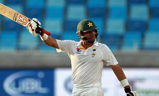 ਮਿਸਬਾਹ ਨੇ ਸੈਂਕੜਾ ਜੜਨ ਦੇ ਨਾਲ ਇਤਿਹਾਸ ਵੀ ਰਚ ਦਿੱਤਾ। ਮਿਸਬਾਹ ਉਲ ਹੱਕ ਹੁਣ ਕਿਸੇ ਵੀ ਕ੍ਰਿਕਟ ਟੀਮ ਵੱਲੋਂ ਅੰਤਰਰਾਸ਼ਟਰੀ ਪੱਧਰ 'ਤੇ ਸਭ ਤੋਂ ਵੱਧ ਉਮਰ ਵਾਲੇ ਕਪਤਾਨ ਵਜੋਂ ਸੈਂਕੜਾ ਜੜਨ ਵਾਲੇ ਖਿਡਾਰੀ ਬਣ ਗਏ ਹਨ। 