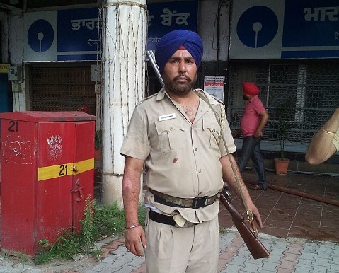 ਚੰਡੀਗੜ੍ਹ ਦੇ SBI ਬੈਂਕ 'ਚ ਅੱਗ