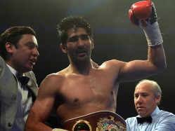  Follow Mahendra Singh DhoniVerified account ‏@msdhoni Saw a full mch of boxing after yrs.thks @boxervijender for mkg INDIA proud,it's just the start ur hrd wrk,dedication and sacrifice paid off 