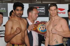  ਜੇਤੂ ਰਥ 'ਤੇ ਸਵਾਰ ਵਿਜੇਂਦਰ ਸਿੰਘ ਨੇ ਲਗਾਤਾਰ 7 ਜਿੱਤਾਂ ਦਰਜ ਕਰ ਆਪਣਾ ਵਿਜੈ ਅਭਿਆਨ ਜਾਰੀ ਰਖਿਆ। ਇਸਤੋਂ ਪਹਿਲਾਂ ਹੋਈਆਂ 6 ਫਾਈਟਸ 'ਚ ਵਿਜੇਂਦਰ ਸਿੰਘ ਨੇ ਹਰ ਵਾਰ 'ਨਾਕ-ਆਊਟ' ਆਸਰੇ ਮੈਚ ਜਿੱਤਿਆ ਸੀ। 