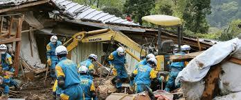 ਉਸ ਮੌਕੇ ਜਾਪਾਨ ਦੇ ਨਾਗਾਨੋ ਸ਼ਹਿਰ ਤੇ ਹਕੁੰਬਾ ਪਿੰਡ ‘ਚ ਭੁਚਾਲ ਨਾਲ ਘੱਟੋ-ਘੱਟ 10 ਘਰ ਤਬਾਅ ਹੋ ਗਏ ਸਨ। ਦੱਸਣਯੋਗ ਹੈ ਕਿ ਜਪਾਨ ‘ਚ ਬਹੁਤ ਵੱਡੇ ਪੱਧਰ ‘ਤੇ ਭੁਚਾਲ ਆਉਂਦੇ ਹਨ