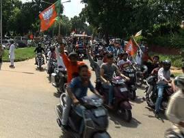 No Helmet Compusory For Bjp Workers ਬੀਜੇਪੀ ਨੇ ਉਡਾਈਆਂ ਟ੍ਰੈਫਿਕ ਨਿਯਮਾਂ ਦੀਆਂ ਧੱਜੀਆਂ