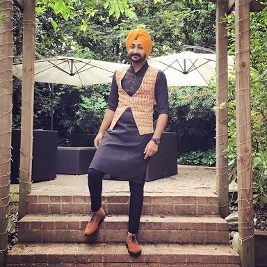 ਰਣਜੀਤ ਬਾਵਾ ਵੀ ਤੂਫਾਨ ਲਿਆ ਸਕਦੇ ਸੀ ਪਰਦੇ 'ਤੇ ਪਰ ਫਿਲਹਾਲ ਲਈ ਰੁੱਕ ਗਏ ਹਨ। 