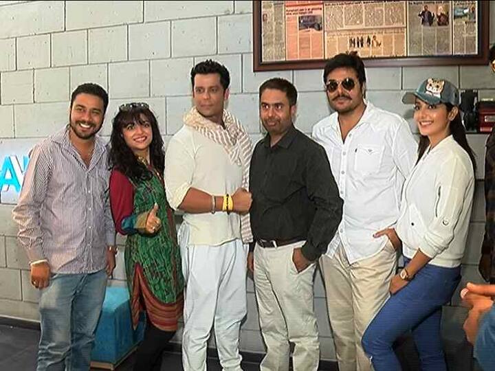  ਸਟਾਰਕਾਸਟ ਨੇ ਦੱਸਿਆ ਕਿ ਫਿਲਮ ਦੀ ਰਿਲੀਜ਼ ਨੂੰ ਲੈਕੇ ਉਹ ਬੇਹਦ ਉਤਸ਼ਾਹਿਤ ਹਨ ਅਤੇ ਕਾਮਯਾਬੀ ਦੀ ਪੂਰੀ ਉਮੀਦ ਹੈ। 