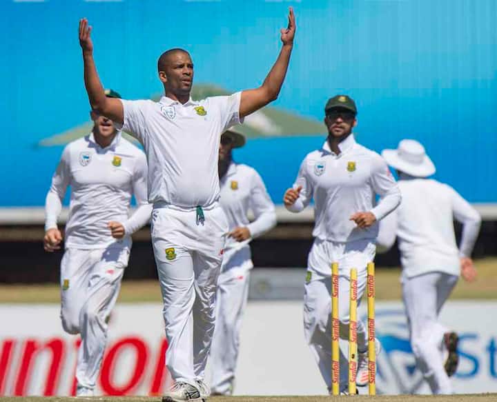 ਦਖਣੀ ਅਫਰੀਕਾ ਅਤੇ ਨਿਊਜ਼ੀਲੈਂਡ ਵਿਚਾਲੇ ਖੇਡੇ ਜਾ ਰਹੇ ਟੈਸਟ ਮੈਚ 'ਚ ਕੀਵੀ ਟੀਮ ਨੂੰ ਜਿੱਤ ਲਈ 400 ਰਨ ਦਾ ਟੀਚਾ ਮਿਲਿਆ ਹੈ। ਅਫਰੀਕੀ ਟੀਮ ਨੇ ਆਪਣੇ ਦੂਜੀ ਪਾਰੀ 7 ਵਿਕਟਾਂ ਦੇ ਨੁਕਸਾਨ 'ਤੇ 132 ਰਨ ਬਣਾ ਕੇ ਐਲਾਨੀ।