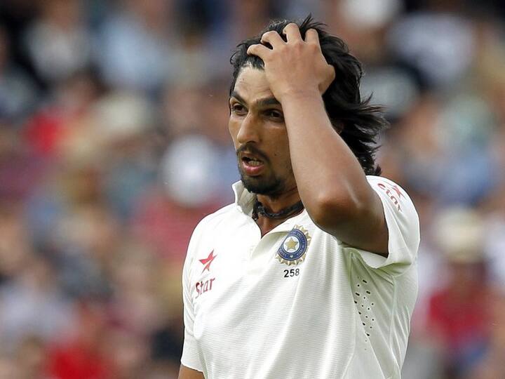 ਇਸ਼ਾਂਤ ਸ਼ਰਮਾ, ਇਹ ਨਾਮ ਸੁਣਦੇ ਹੀ ਚੇਤੇ ਆਉਂਦਾ ਹੈ ਪਰਥ ਟੈਸਟ, ਇਹ ਨਾਮ ਸੁਣਦੇ ਹੀ ਯਾਦ ਆਉਂਦਾ ਹੈ ਲਾਰਡਸ ਟੈਸਟ ਅਤੇ ਇਹ ਨਾਮ ਸੁਣਦੇ ਹੀ ਸਾਹਮਣੇ ਆ ਜਾਂਦੀ ਹੈ ਸ਼੍ਰੀਲੰਕਾ ਖਿਲਾਫ ਹੋਈ ਟੈਸਟ ਸੀਰੀਜ਼। ਇਸ਼ਾਂਤ ਸ਼ਰਮਾ ਨੇ ਭਾਰਤ ਲਈ ਪਿਛਲੇ 8 ਸਾਲ 'ਚ ਕਈ ਮੌਕਿਆਂ 'ਤੇ ਕਮਾਲ ਕਰਕੇ ਵਿਖਾਇਆ ਹੈ। ਭਾਰਤ ਦਾ ਦਮਦਾਰ ਗੇਂਦਬਾਜ਼ ਅੱਜ 28 ਸਾਲ ਦਾ ਹੋ ਗਿਆ ਹੈ।