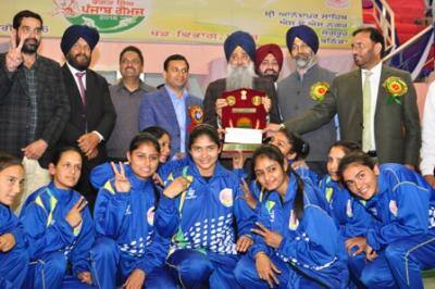 ਇਨ੍ਹਾਂ ਮੁਕਾਬਲਿਆਂ 'ਚ ਜਿੱਤਣ ਵਾਲਿਆਂ ਨੂੰ ਨਕਦੀ ਇਨਾਮੀ ਰਾਸ਼ੀ ਵੀ ਦਿੱਤੀ ਜਾਵੇਗੀ। ਇਸਦੇ ਨਾਲ ਹੀ ਵਿਸ਼ਵ ਕਬੱਡੀ ਲੀਗ ਆ ਵੀ ਆਯੋਜਨ ਕੀਤਾ ਜਾਵੇਗਾ। 