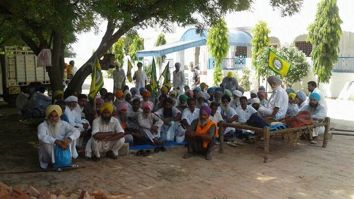 ਪਿੰਡ ਛੰਨਾ(ਬਰਨਾਲਾ),ਖ਼ਿਆਲਾ(ਮਾਨਸਾ),ਘਰਾਚੋੰ ਤੇ ਕਿਸ਼ਨਪੁਰਾ(ਮੋਗਾ) ਵਿੱਚ ਕਿਸਾਨਾਂ ਦੀ ਵੱਡੀ ਗਿਣਤੀ ਨੂੰ ਪੁਲਸ ਨੇ ਘੇਰਿਆ ਹੋਇਆ ਹੈ