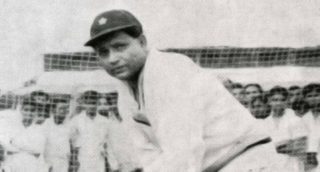 ਇਹ ਸ਼ਖਸੀਅਤ ਹੋਰ ਕੋਈ ਨਹੀਂ, ਬਲਕਿ ਭਾਰਤੀ ਕ੍ਰਿਕਟ ਦੇ ਪਹਿਲੇ ਹੀਰੋ 'ਲਾਲਾ ਅਮਰਨਾਥ' ਸਨ। ਲਾਲਾ ਅਮਰਨਾਥ ਦਾ ਜਨਮ 11 ਸਿਤੰਬਰ 1911 'ਚ ਹੋਇਆ ਅਤੇ ਇਸ ਖਿਡਾਰੀ ਨੇ 19 ਸਾਲ ਤਕ ਭਾਰਤੀ ਕ੍ਰਿਕਟ ਦੀ ਸੇਵਾ ਕੀਤੀ। 