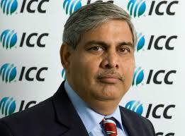 BCCI ਨੂੰ ਇਸੇ ਸਾਲ 8 ਮਾਰਚ ਤੋਂ 3 ਅਪ੍ਰੈਲ ਤਕ ਟੀ-20 ਵਿਸ਼ਵ ਕਪ ਕਰਵਾਉਣ ਲਈ ICC ਨੇ 4 ਕਰੋੜ 50 ਲੱਖ ਡਾਲਰ (ਲਗਭਗ 301 ਕਰੋੜ ਰੁਪਏ) ਦਾ ਬਜਟ ਦਿੱਤਾ ਸੀ। ਪਰ ਇੰਗਲੈਂਡ 'ਚ ਹੋਣ ਵਾਲੀ ਚੈਂਪੀਅਨਸ ਟਰਾਫੀ ਲਈ ਇਸਤੋਂ ਤਿੰਨ ਗੁਣਾ ਰਾਸ਼ੀ ਦਿੱਤੀ ਗਈ ਹੈ। ਖਾਸ ਗੱਲ ਇਹ ਹੈ ਕਿ ਇੰਗਲੈਂਡ 'ਚ ਮੇਜ਼ਬਾਨ ਦੇਸ਼ ਨੂੰ ਸਿਰਫ 15 ਮੈਚਾਂ ਦੀ ਮੇਜ਼ਬਾਨੀ ਕਰਨੀ ਹੈ ਜਦਕਿ ਭਾਰਤ 'ਚ ਟੀ-20 ਵਿਸ਼ਵ ਕਪ ਦੌਰਾਨ ਭਾਰਤ ਨੇ 58 ਮੈਚਾਂ ਦੀ ਮੇਜ਼ਬਾਨੀ ਕੀਤੀ ਸੀ। 