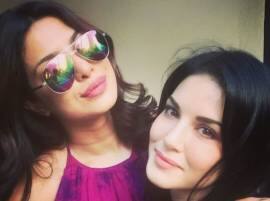 %e0%a8%b8%e0%a9%b0%e0%a8%a8%e0%a9%80 %e0%a8%b2%e0%a8%bf%e0%a8%93%e0%a8%a8%e0%a9%80 %e0%a8%a8%e0%a9%87 %e0%a8%95%e0%a9%b1%e0%a8%9f%e0%a9%80 %e0%a8%aa%e0%a9%8d%e0%a8%b0%e0%a8%bf%e0%a8%85%e0%a9%b0 ਸੰਨੀ ਲਿਓਨੀ ਨੇ ਕੱਟੀ ਪ੍ਰਿਅੰਕਾ ਨਾਲ ਦੁਪਹਿਰ