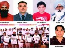 ਨਿਰਾਸ਼ਾ \'ਚ ਆਸ਼ਾ ਬਣੇ ਪੰਜ ਕਿਸਾਨਾਂ ਦਾ ਸਨਮਾਨ