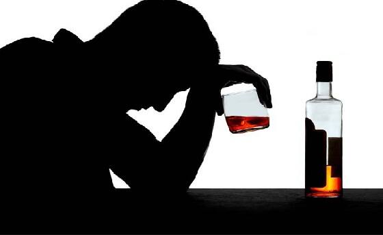 ਪੰਚਾਇਤੀ ਚੋਣਾਂ 'ਚ ਵਹੇ ਸ਼ਰਾਬ ਤੇ ਨਸ਼ਿਆਂ ਦੇ ਦਰਿਆ! drugs and alcohol in panchayat elections ਪੰਚਾਇਤੀ ਚੋਣਾਂ 'ਚ ਵਹੇ ਸ਼ਰਾਬ ਤੇ ਨਸ਼ਿਆਂ ਦੇ ਦਰਿਆ!