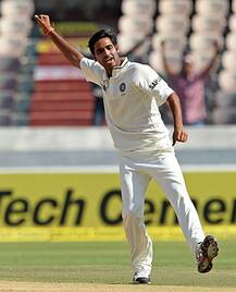 ਈਡਨ ਗਾਰਡਨਸ \'ਚ ਭੁਵਨੇਸ਼ਵਰ ਦਾ ਕਮਾਲ 