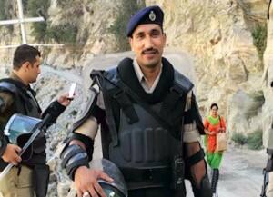 manoj-thakur-2-300x217