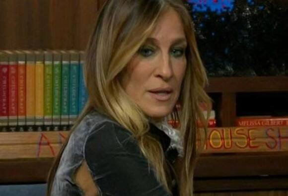 Los Angeles ਜਦੋਂ ਲਾਈਵ ਸ਼ੋ ਦੌਰਾਨ ਫੱਟ ਗਈ ਅਦਾਕਾਰਾ ਦੀ ਡਰੈੱਸ