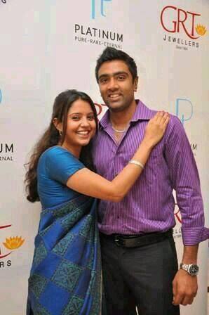 ਅਸ਼ਵਿਨ ਦੀ ਪਤਨੀ ਦਾ ਟਵੀਟ - Prithi Ashwin ‏@prithinarayanan 24h @ashwinravi99 @virendersehwag hahaha I didn't do much :) 