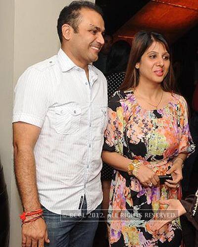  Ashwin Ravichandran ‏@ashwinravi99 Oct 11 @virendersehwag lol..viru pa 