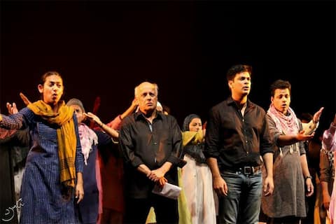 ਪੰਜਾਬੀ ਸਿਨੇਮਾ ਵਿੱਚ ਭੱਟ ਦੀ ਦਿਲਚਸਪੀ ਪੰਜਾਬੀ ਸਿਨੇਮਾ ਵਿੱਚ ਭੱਟ ਦੀ ਦਿਲਚਸਪੀ