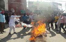 ਪੱਤਰਕਾਰਾਂ ਨੇ ਮਜੀਠੀਆ ਦਾ ਪੁਤਲਾ ਫੂਕਿਆ