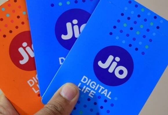 Free Services Jios Free Voice Offer Valid Only Till Dec 3 ਰਿਲਾਇੰਸ ਜੀਓ ਦੇ ਗਾਹਕਾਂ ਨੂੰ 3 ਦਸਬੰਰ ਮਗਰੋਂ ਝਟਕਾ