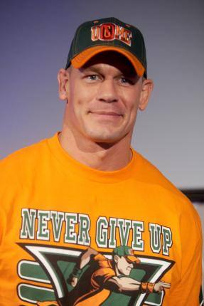 WWE ਸੁਪਰਸਟਾਰ ਜੌਨ ਸੀਨਾ ਹਮੇਸ਼ਾ ਸੁਰਖੀਆਂ 'ਚ ਰਹਿੰਦੇ ਹਨ। 