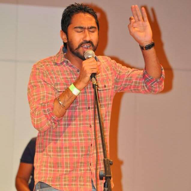 ਉਸ ਦੇ ਫੇਸਬੁੱਕ ਪੇਜ ਤੋਂ ਪਤਾ ਲੱਸਦਾ ਹੈ ਕਿ ਇੱਥੋਂ ਦੇ ਪੰਜਾਬੀ ਭਾਈਚਾਰੇ ਦੇ ਪ੍ਰੋਗਰਾਮਾਂ ਵਿੱਚ ਉਹ ਅਕਸਰ ਹਿੱਸਾ ਲੈਂਦਾ ਸੀ।