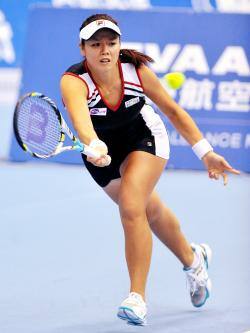 WTA ਫਾਈਨਲਸ : ਰੋਮਾਂਚਕ ਮੈਚ 'ਚ ਸੈਨਟੀਨਾ ਦੀ ਜਿੱਤ 