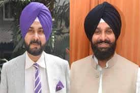 ਮਜੀਠੀਆ ਨੇ ਸਿੱਧੂ ਜੋੜੇ ਨੂੰ ਦੱਸਿਆ ਸੌਦੇਬਾਜ਼ Majthia On Sidhu ਮਜੀਠੀਆ ਨੇ ਸਿੱਧੂ ਜੋੜੇ ਨੂੰ ਦੱਸਿਆ ਸੌਦੇਬਾਜ਼