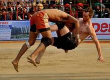 ਟੂਰਨਾਮੈਂਟ ਚ ਸ਼ਾਮਿਲ ਹੋਣ ਵਾਲੇ ਖਿਡਾਰੀਆਂ ਦਾ ਮੁਕੰਮਲ ਬਾਈਕਾਟ 