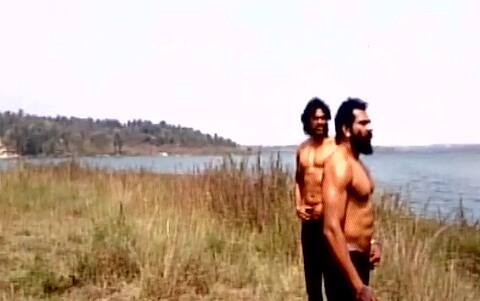 ਸ਼ੂਟਿੰਗ ਕਰਦੇ ਕਰਦੇ ਕਿਵੇਂ ਡੁੱਬ ਗਏ ਇਹ ਸਟੰਟਮੈਨ ? ਸ਼ੂਟਿੰਗ ਕਰਦੇ ਕਰਦੇ ਕਿਵੇਂ ਡੁੱਬ ਗਏ ਇਹ ਸਟੰਟਮੈਨ ?